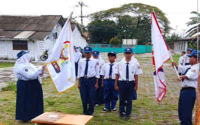 Regenerasi Pemimpin Muda : SMP Azahra Bekasi Resmi Lantik Pengurus OSIS Periode 2026